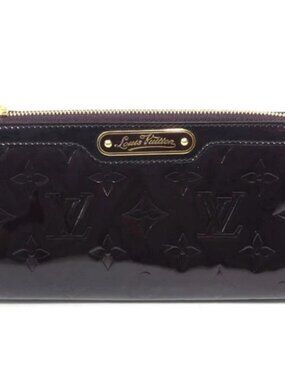 Auth LOUIS VUITTON Monogram Vernis Pouch Amarante Patent Leather M93564 h32071g